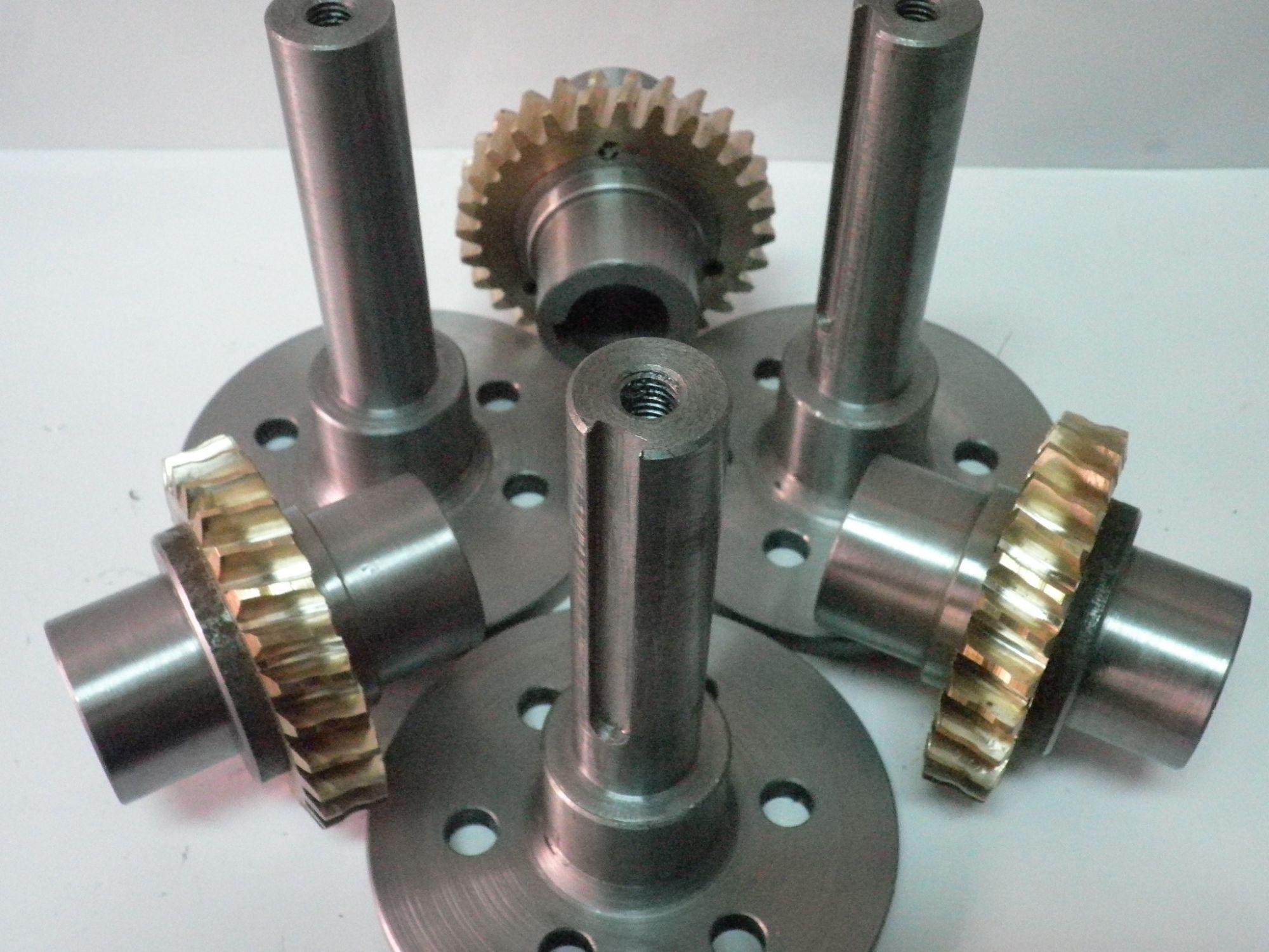 机械加工产业链 从车床铣床到五金模具配件的综合解析